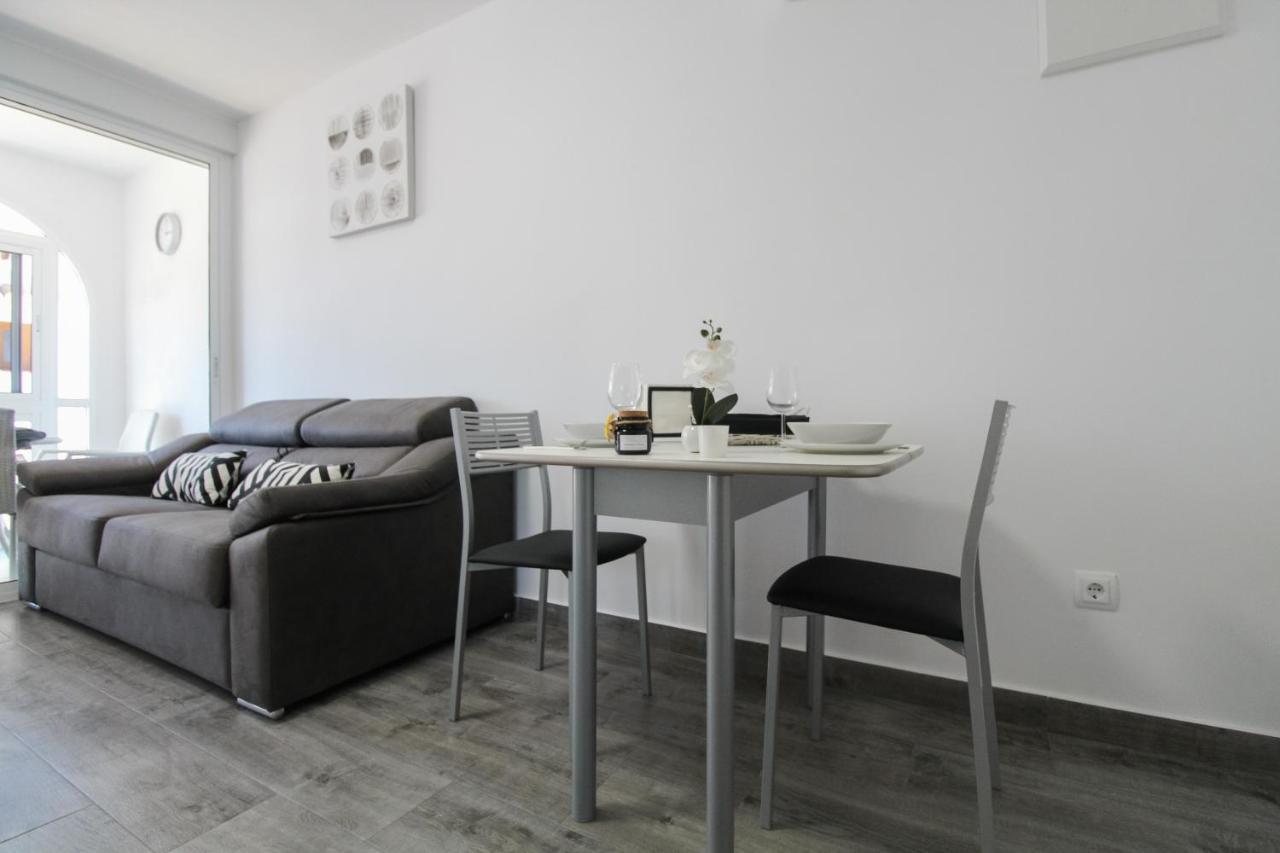 Costa Blanca Bungalow Lago Jardin Frente Piscina 4 Personas #Prp001 By Stay Orihuela Costa トレビエハ エクステリア 写真